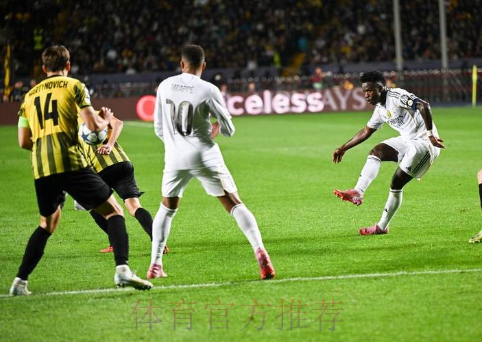 皇马新球王!本马连续3季进球20+ 射手榜仅次梅西